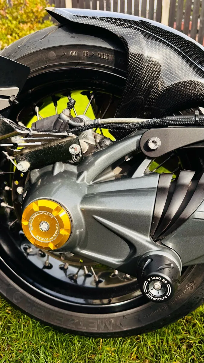 BMW R NINE T 2015 - Image 2