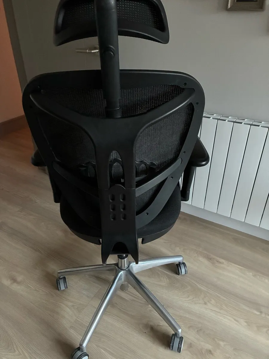 Office chair - Image 2