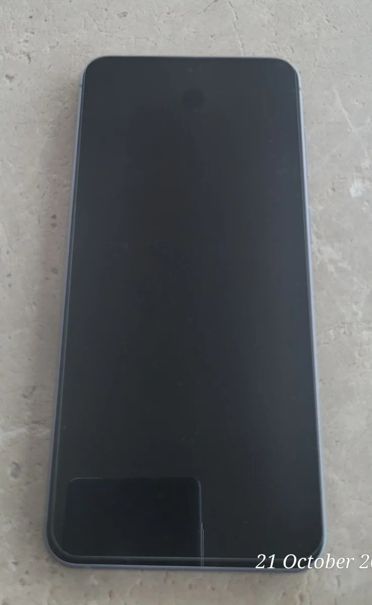 Samsung A57 256Gb, case and protector - Image 3