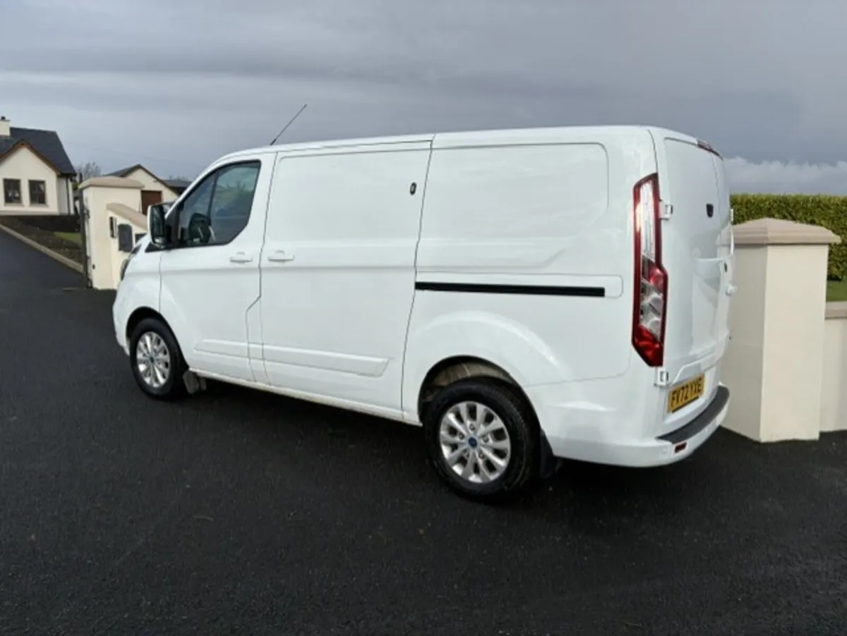 Ford Transit Custom 2023 - Image 2