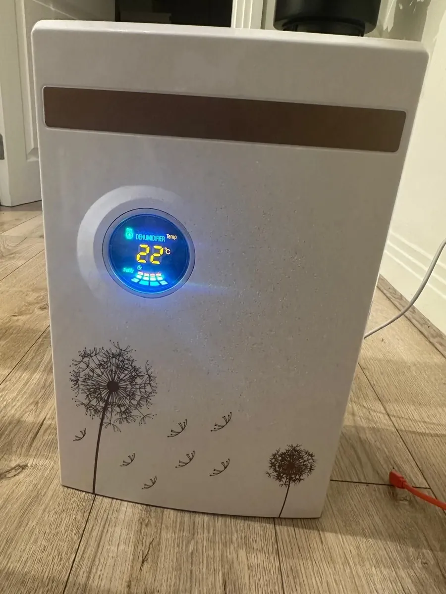 Room humidifier - Image 1