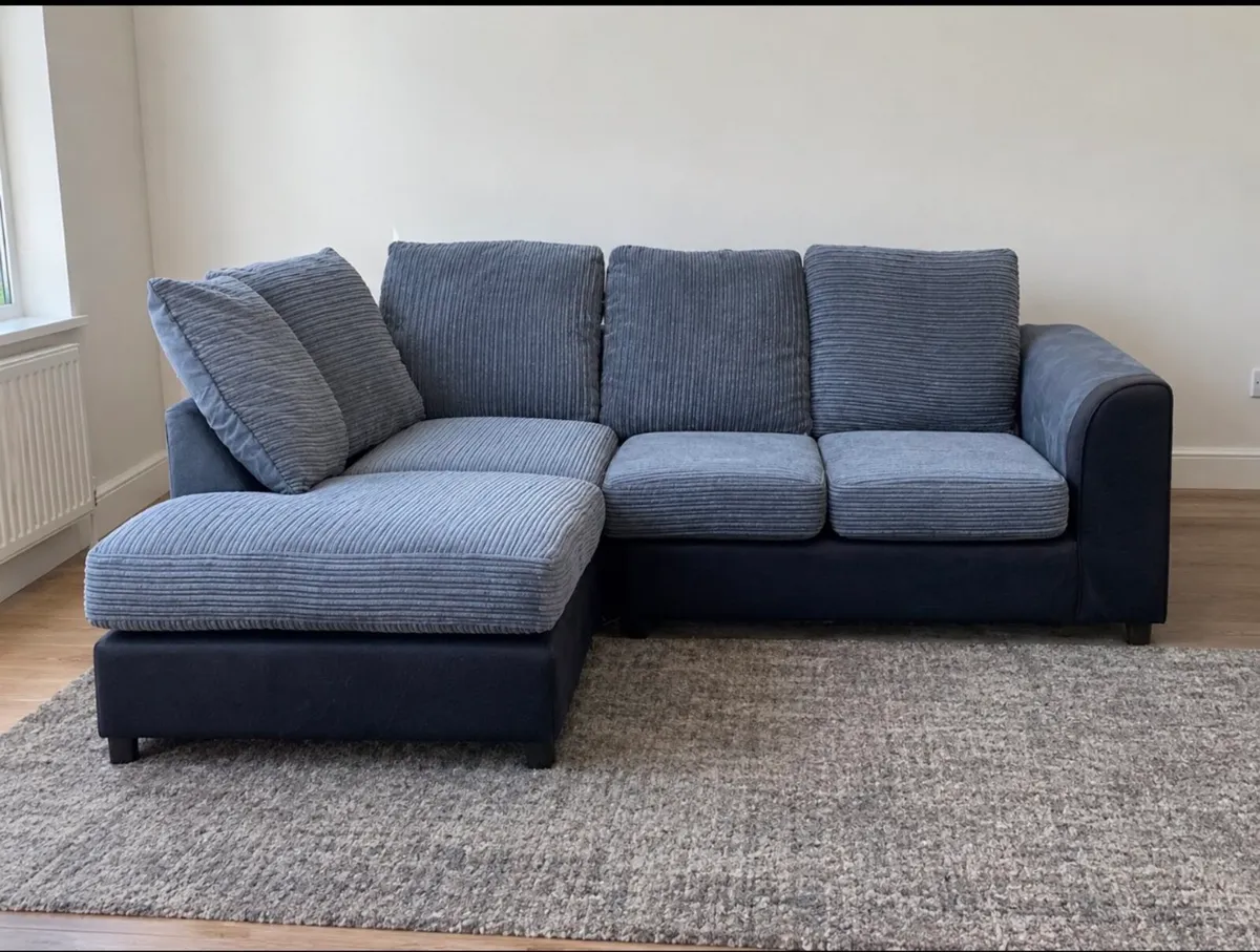 Grey l shaped corner sofa - Image 1