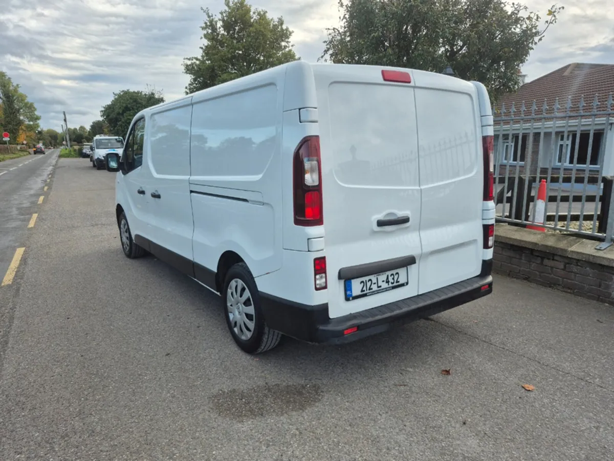 Renault Trafic LL30 ENERGY DCI 120 BUSINESS BUSINE - Image 2