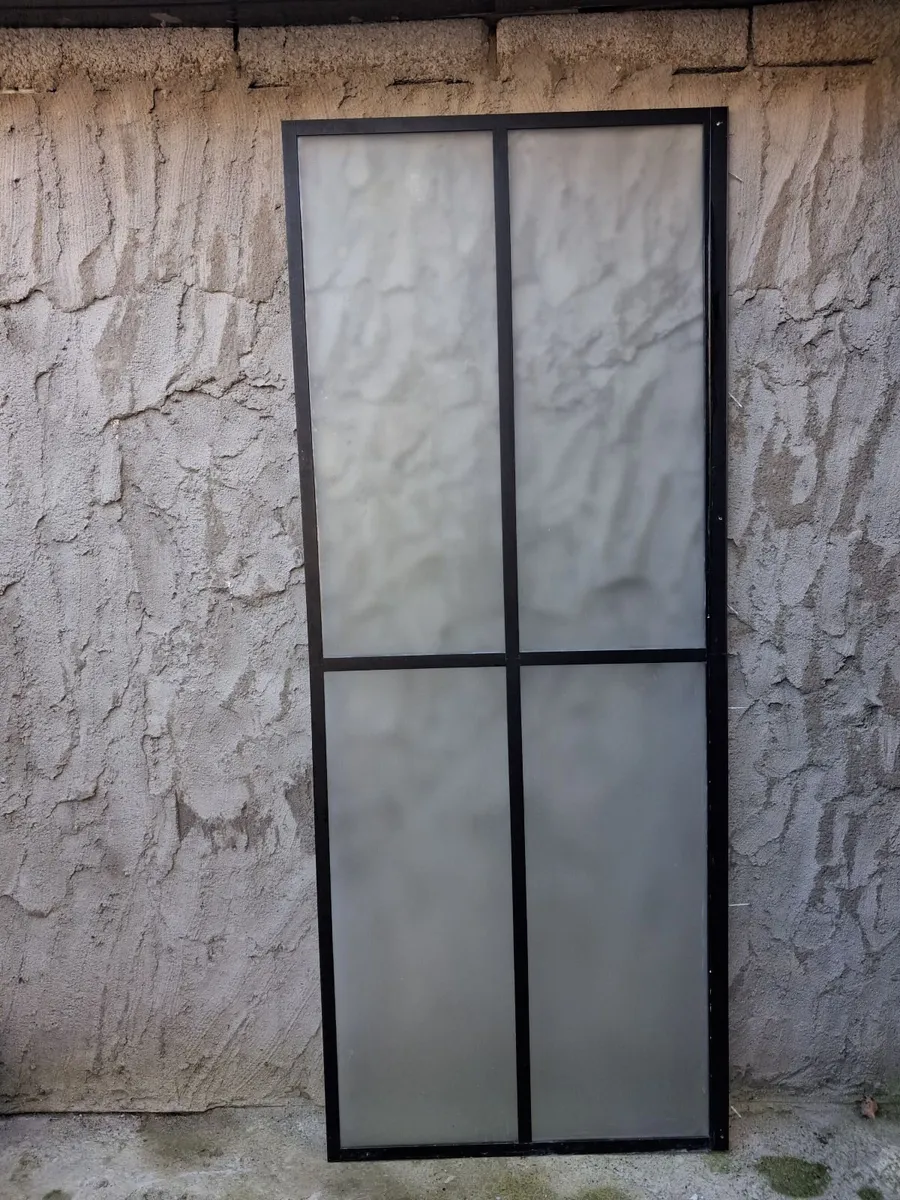 shower screen