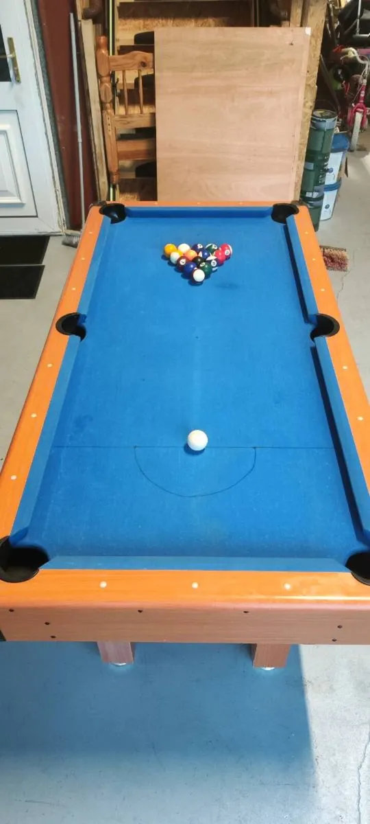 Pool table - Image 2