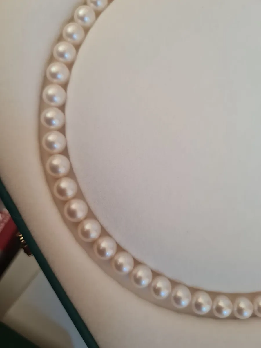Xmas Gift Genuine Japanese Akoya Pearl Necklace - Image 1