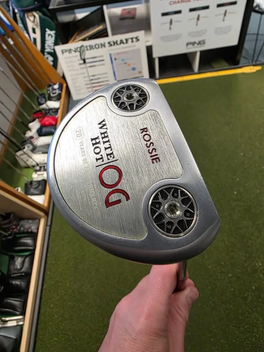 Odyssey White Hot Og Rossie Putter - Image 1