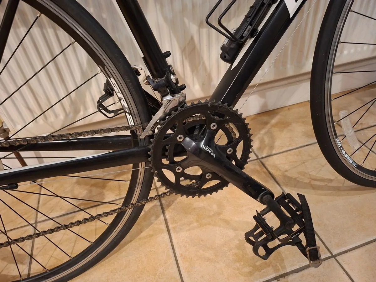 Road Bike Giant Defy Aluxx - Image 4