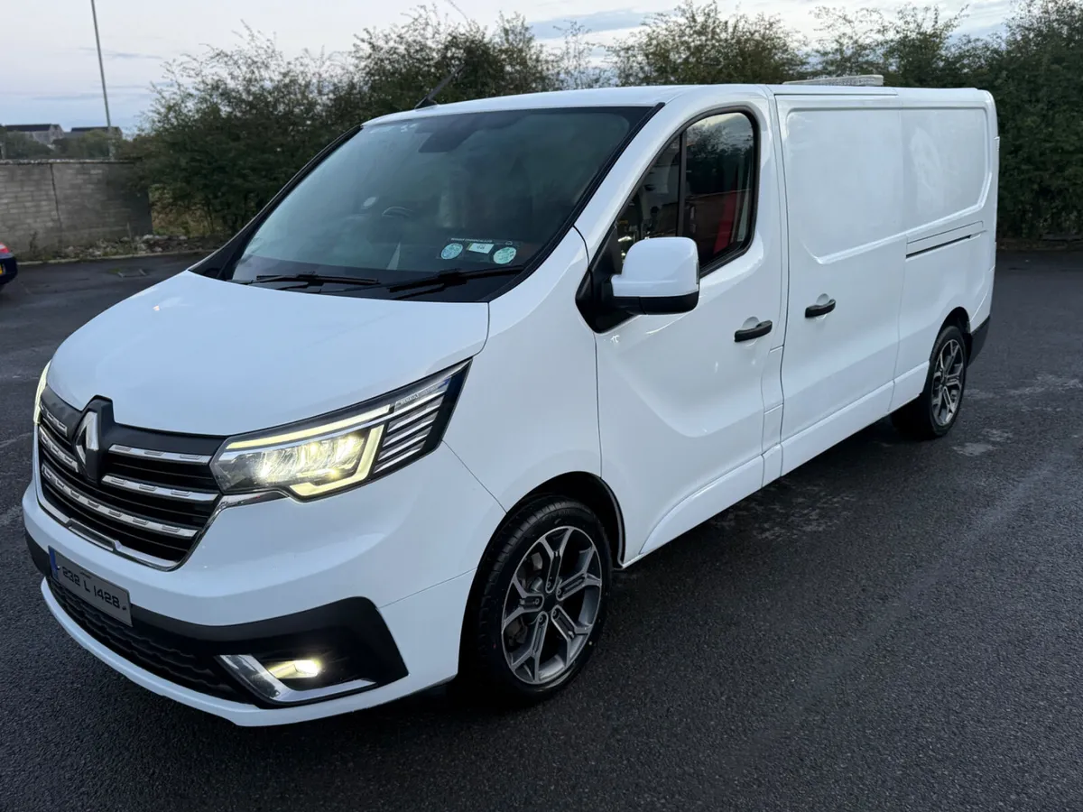 Renault Trafic 2023 - Image 4
