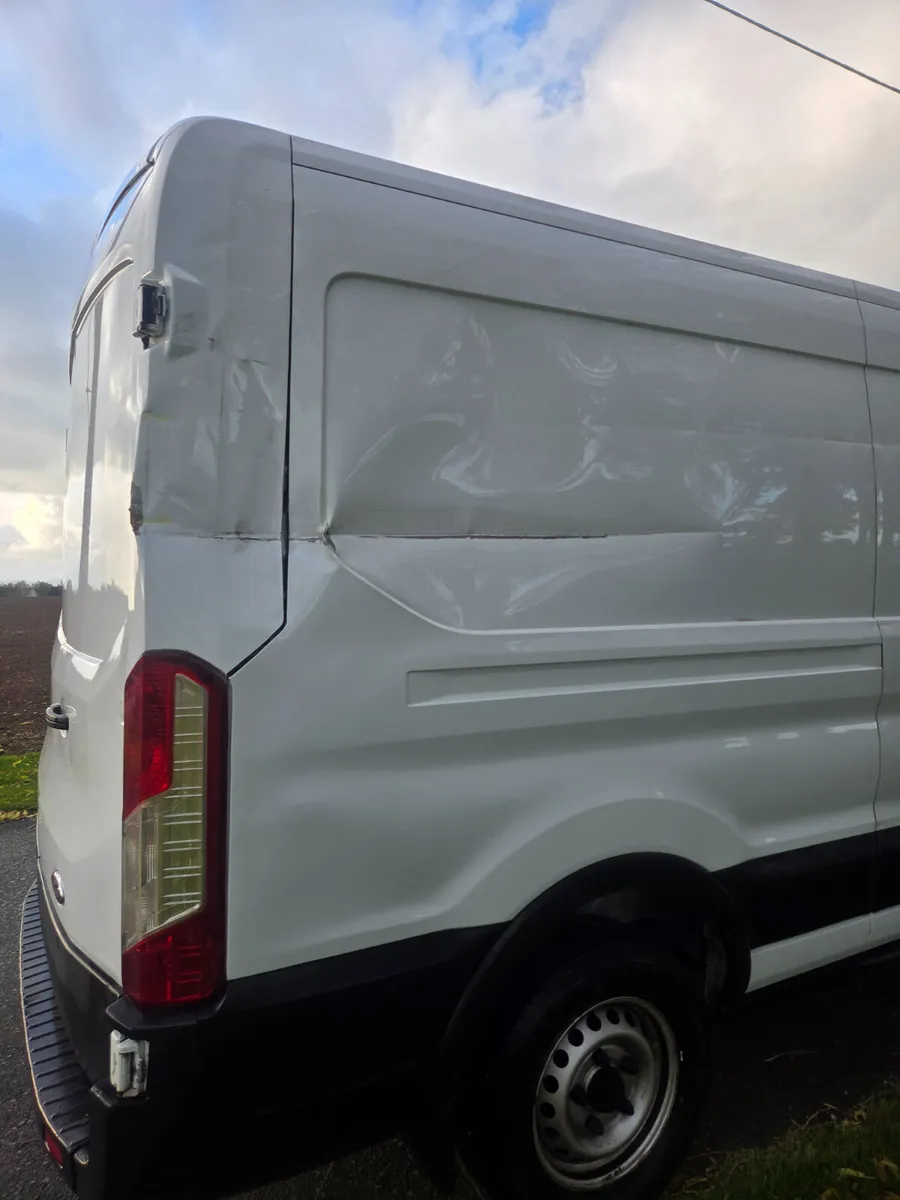 Ford Transit 2021 - Image 3