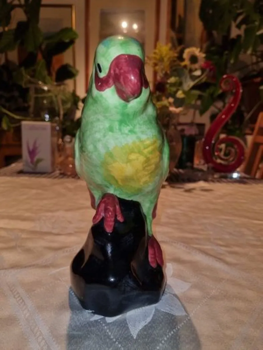 Vintage parrot - Westminster Hanley, Staffs - Image 2