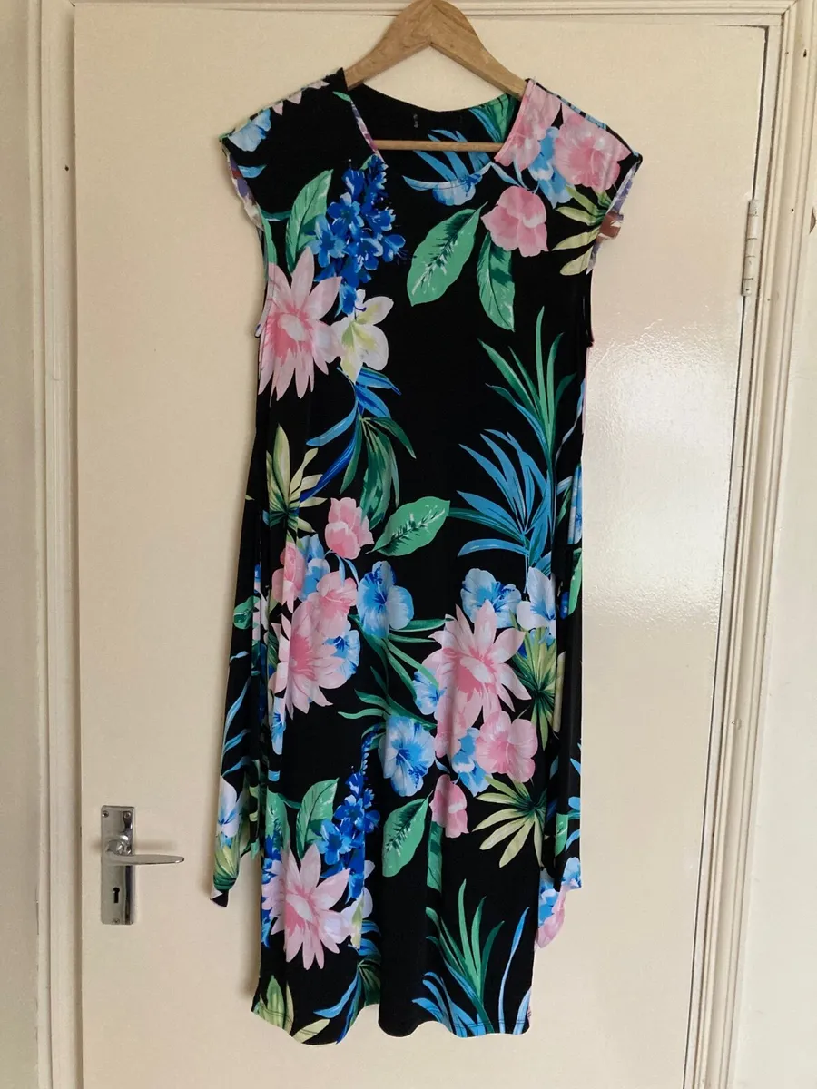 Ladies knee length dresses - Image 4