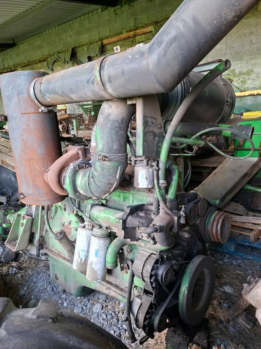 Cummins Engine ( 375 HP) & Ag dispenser & other bi - Image 1