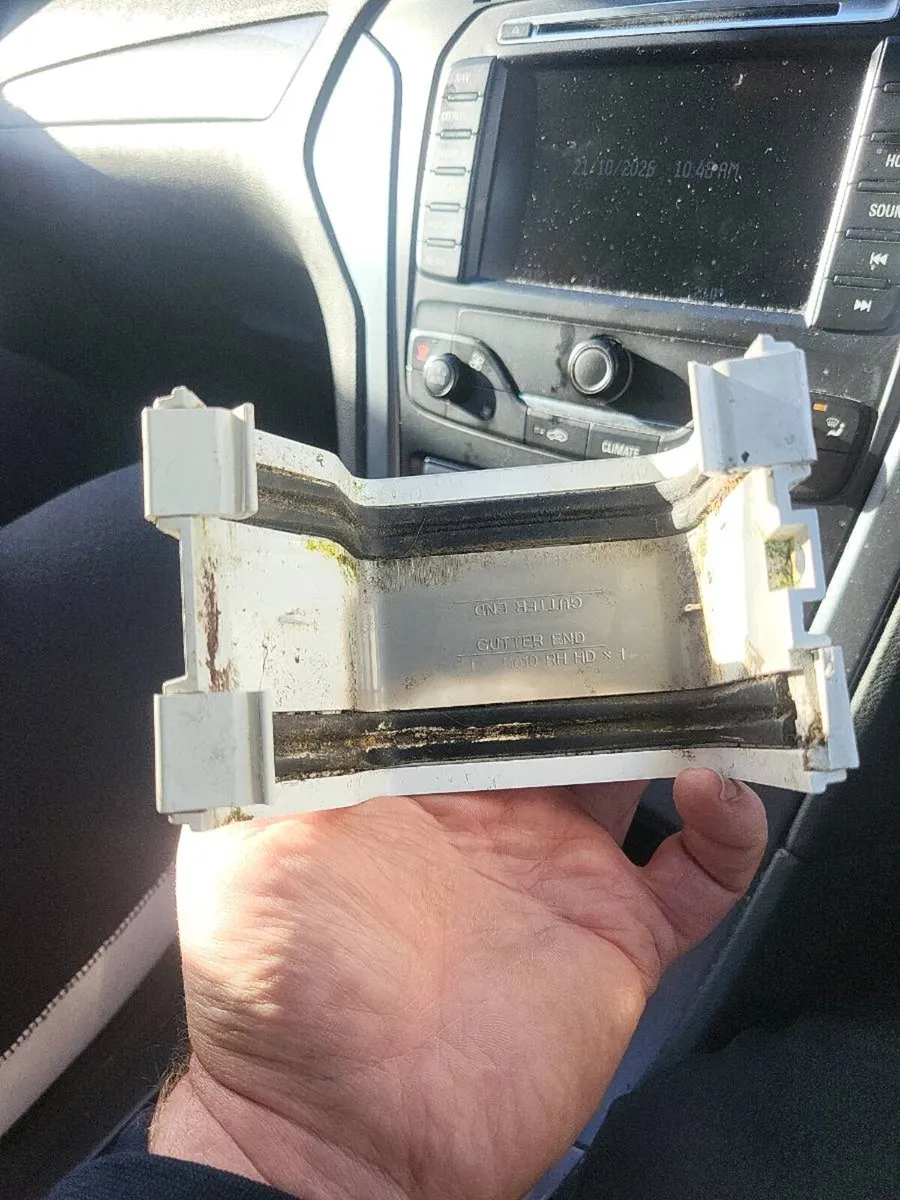 Gutter joiner - Image 1