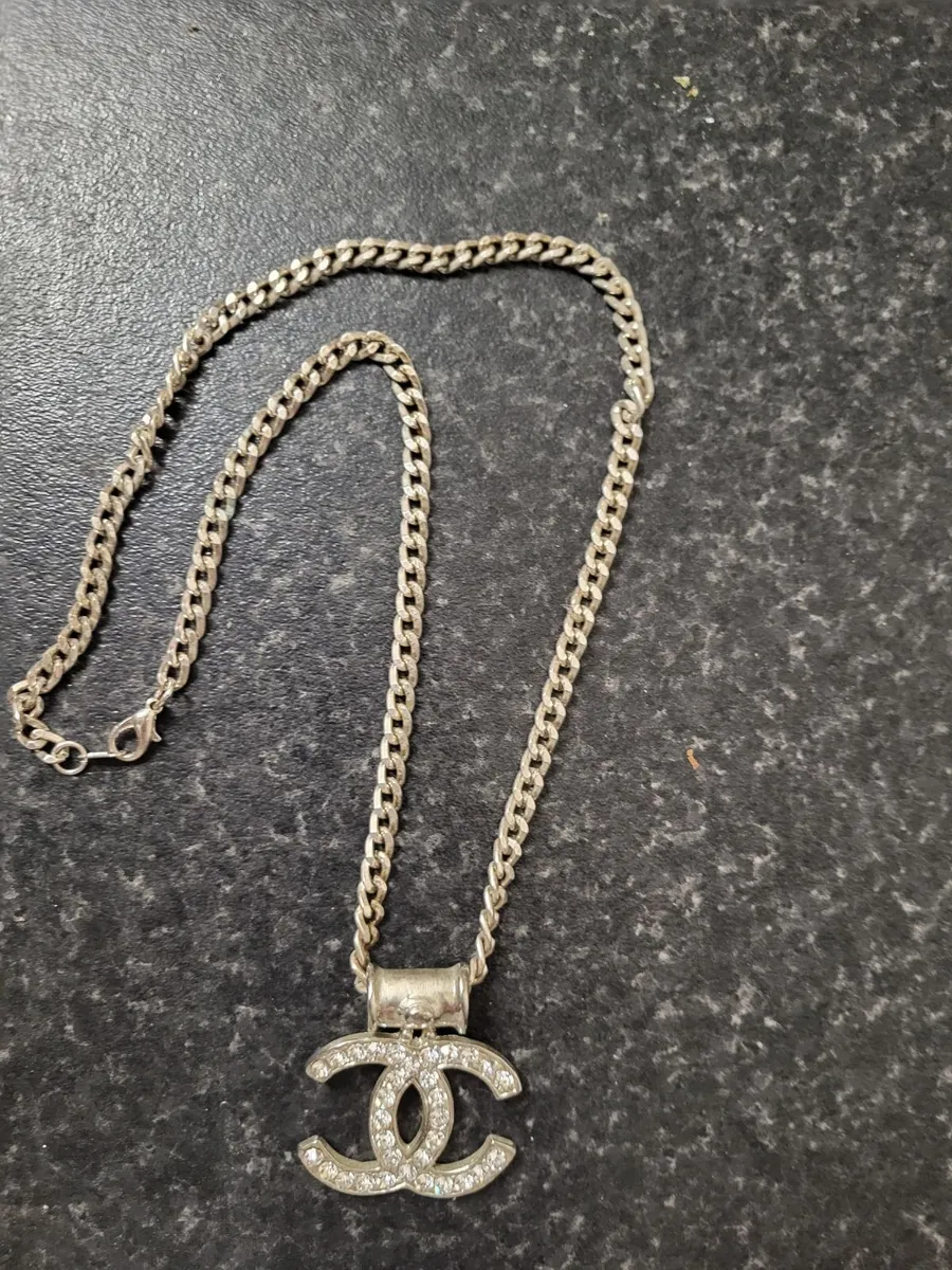 chain with necklace