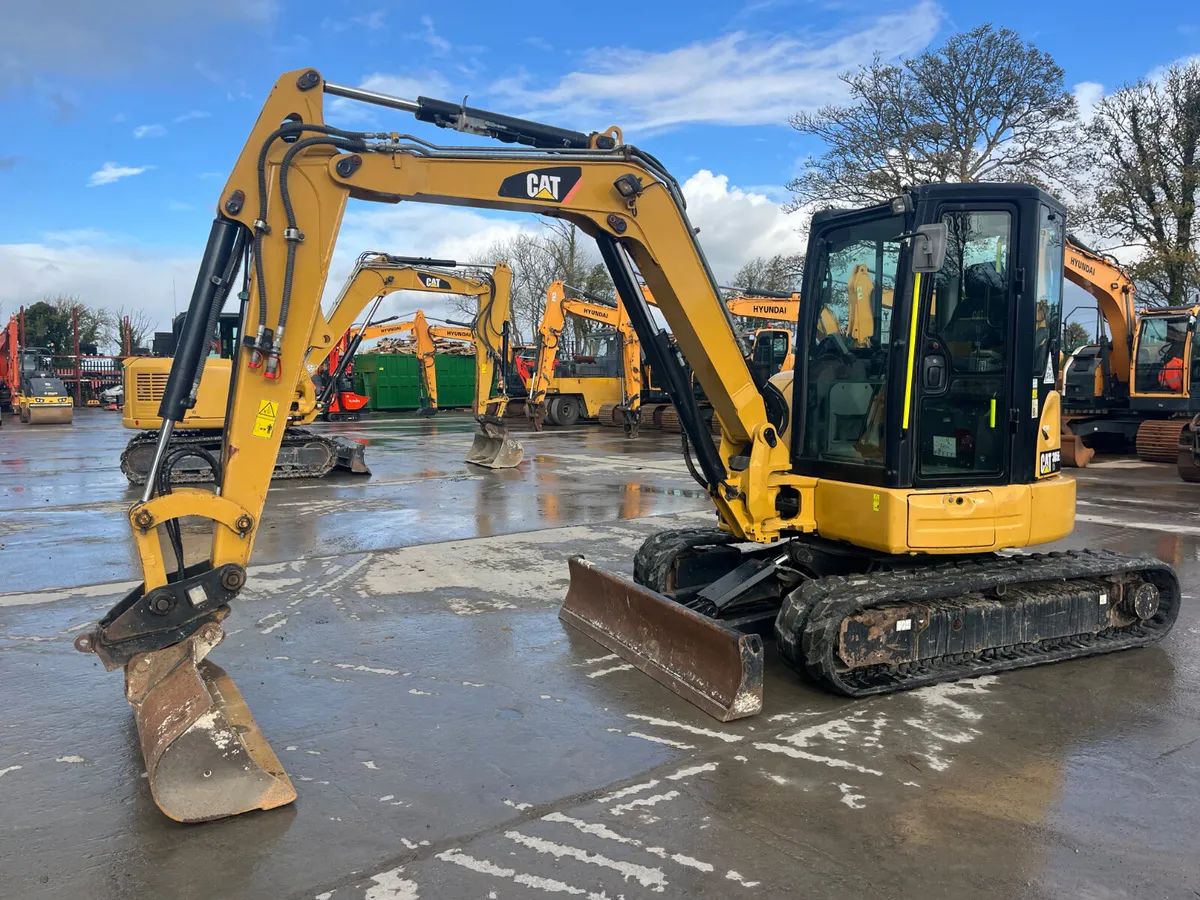 2016 Cat 305E2 Mini Excavator - Image 2