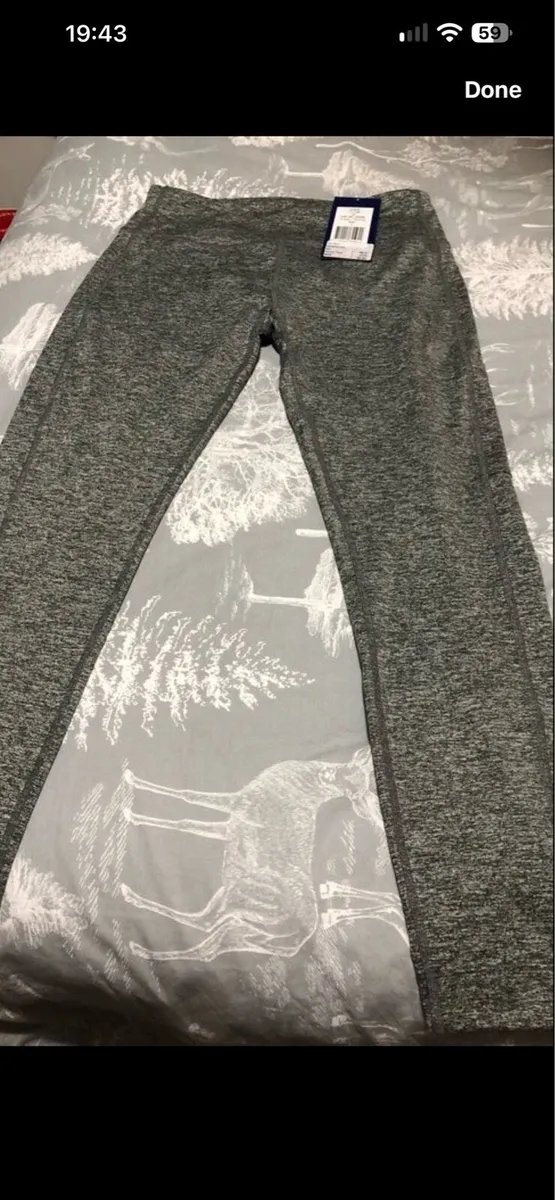 Ladies BNWT Ascis leggings size S €15 - Image 2