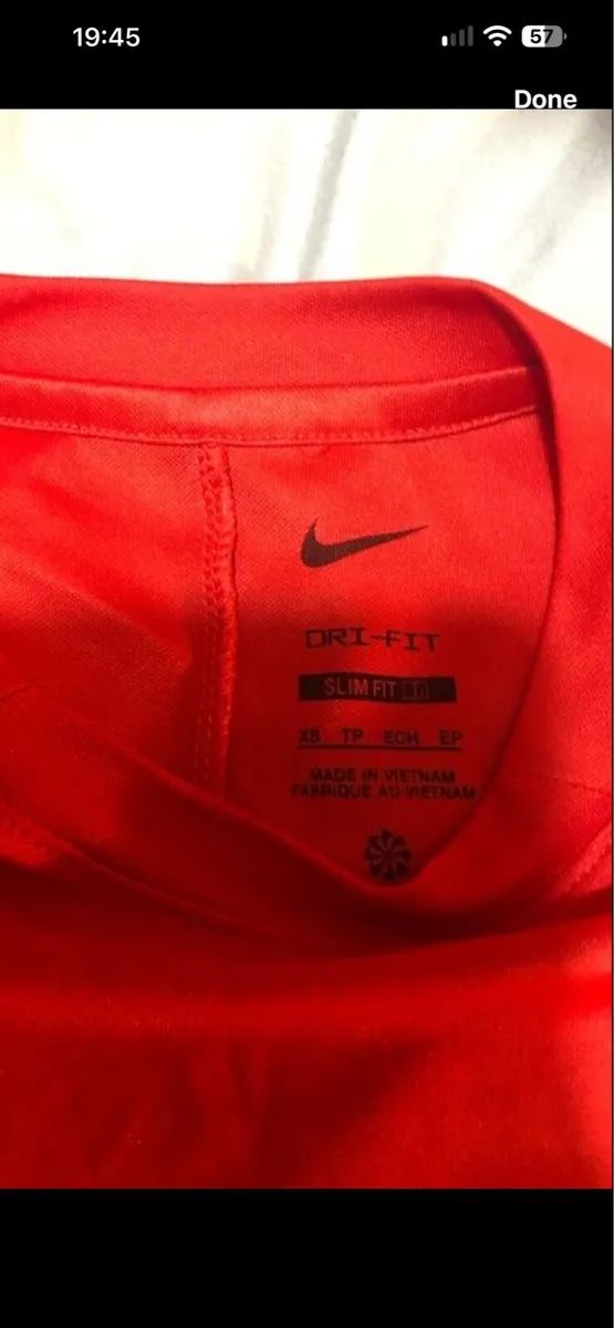 Boys Nike teeshirt size XS €5 - Image 3
