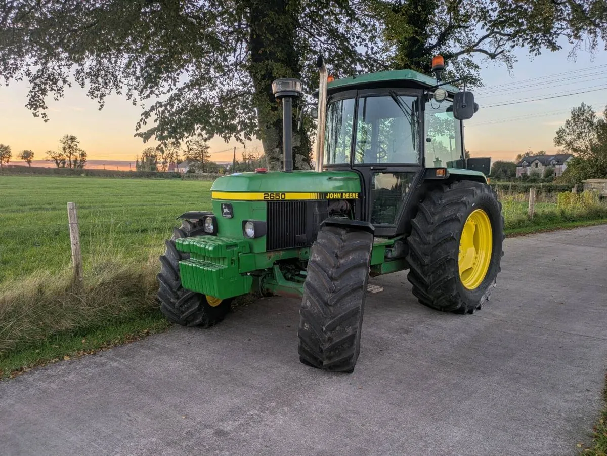 John Deere 2650 - Image 2