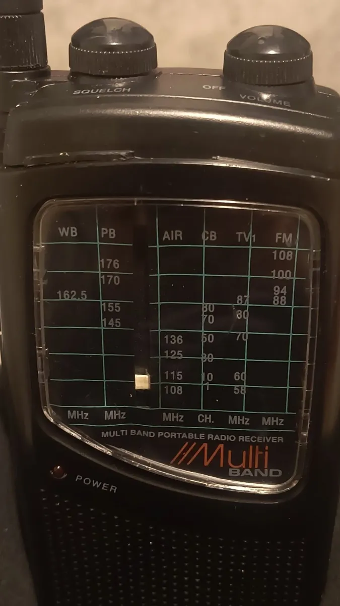 VINTAGE RADIO MULTI-BAND FM  Omega - Image 3