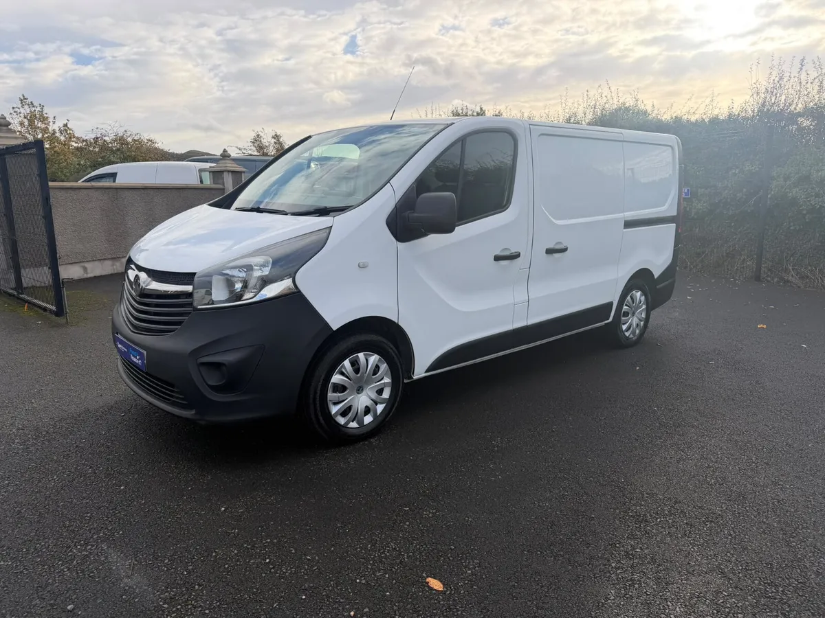 Vauxhall Vivaro 1.6 Cdti . N.I. Registered. - Image 3