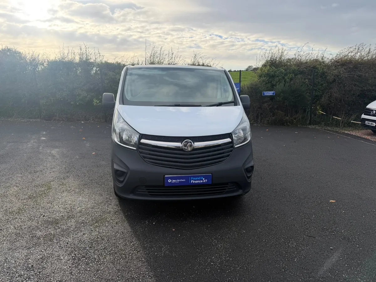 Vauxhall Vivaro 1.6 Cdti . N.I. Registered. - Image 2