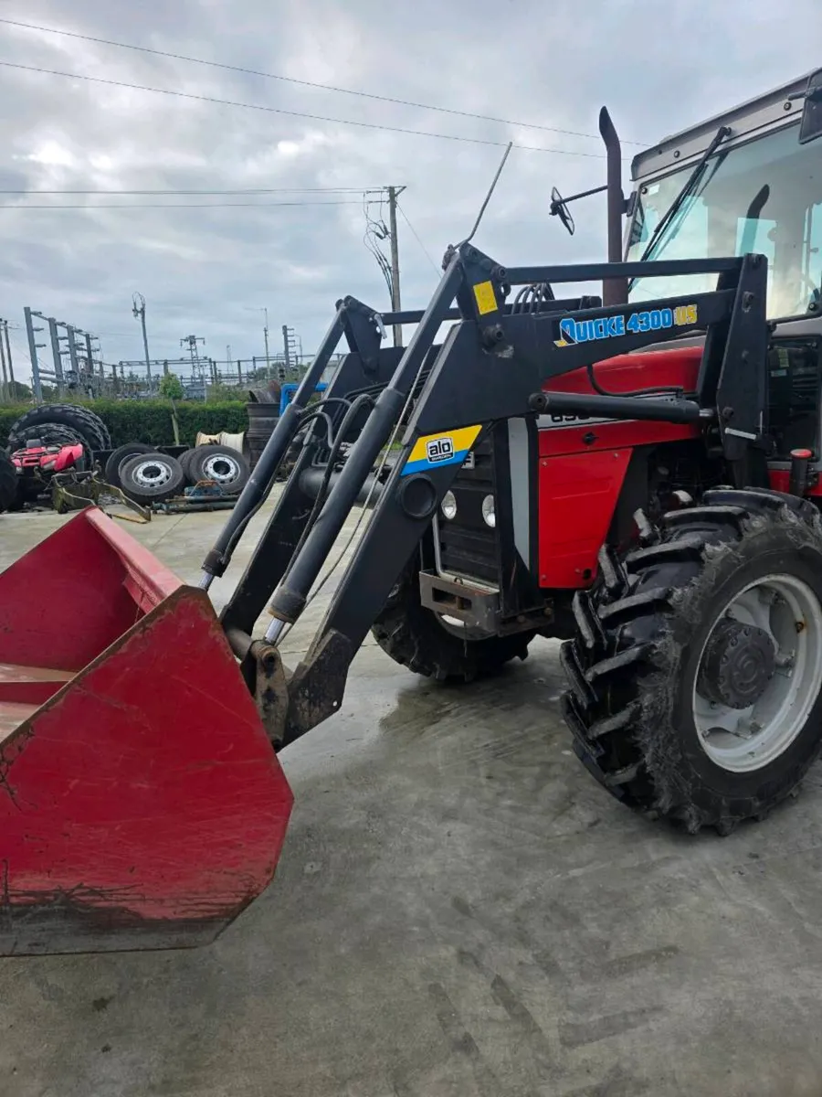 Massey Ferguson 390 loader - Image 2