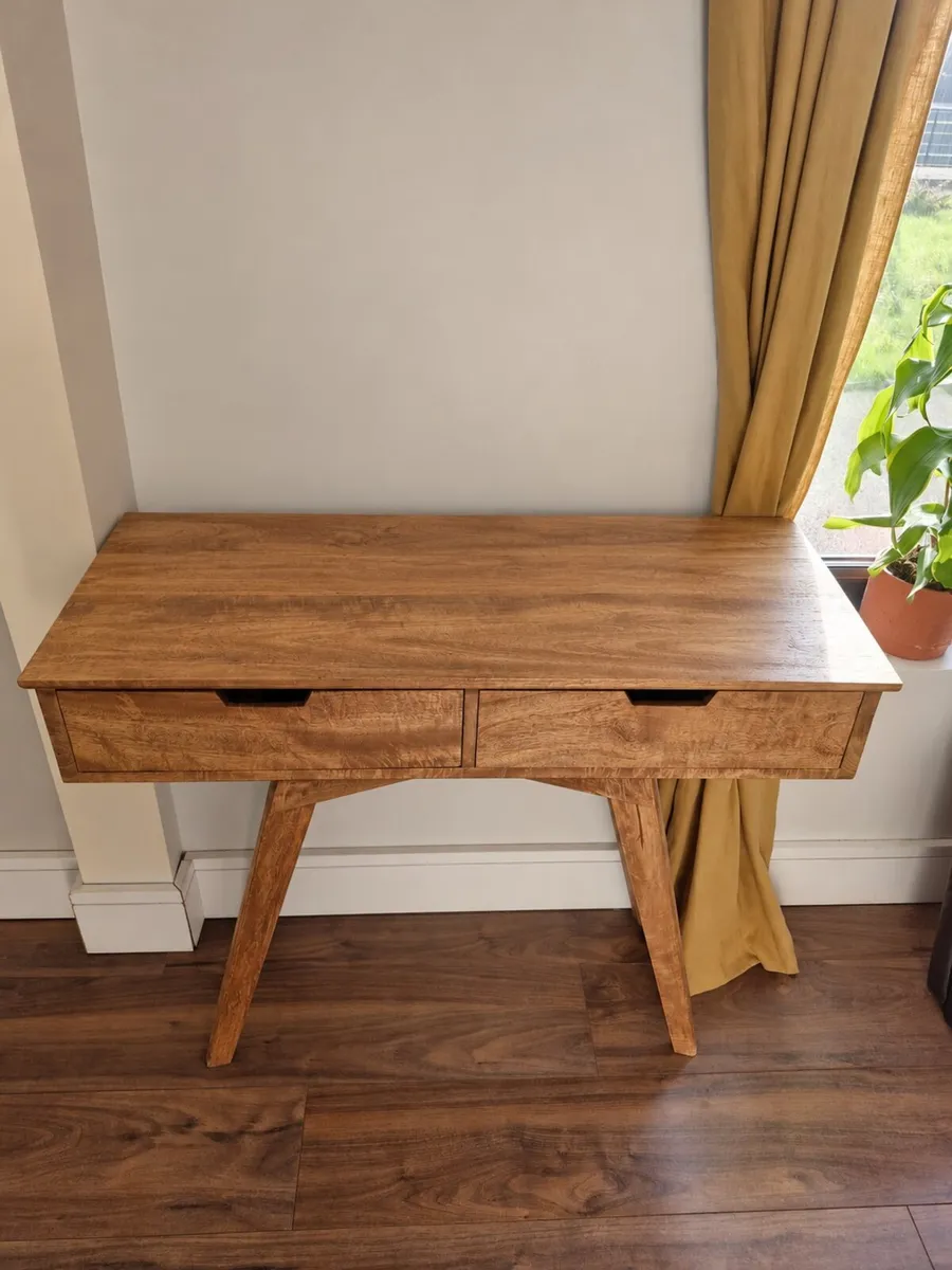 Console Table