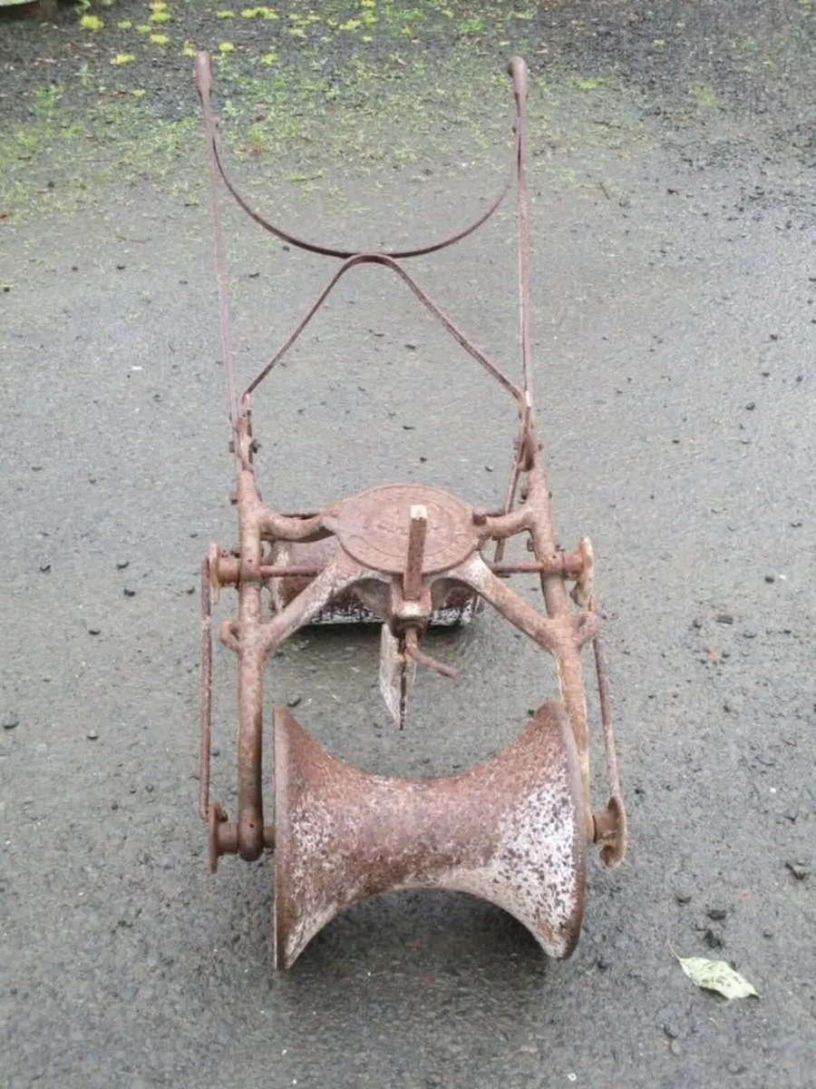 Antique Turnip Sower - Image 2