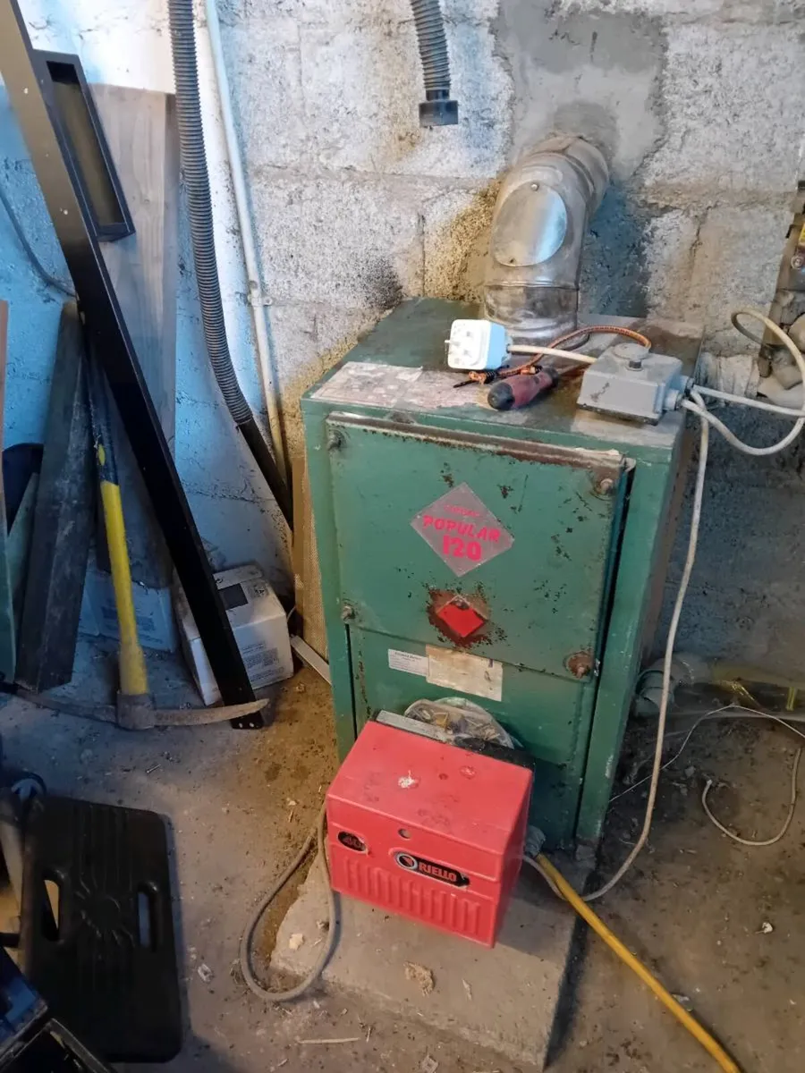 Firebird 120 oil boiler and tank - Image 1