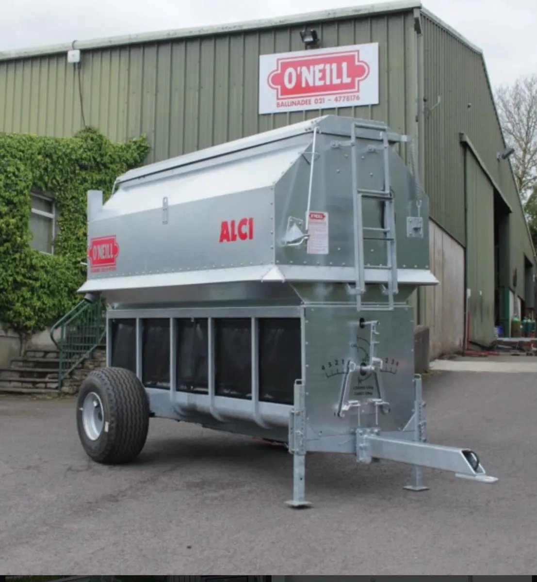 Wanted: Ad Lib Cattle Feeder