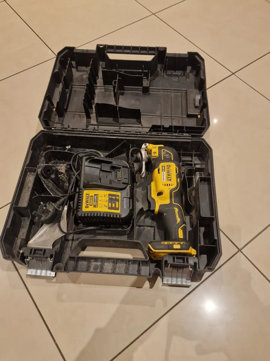Dewalt Multitool - Image 4