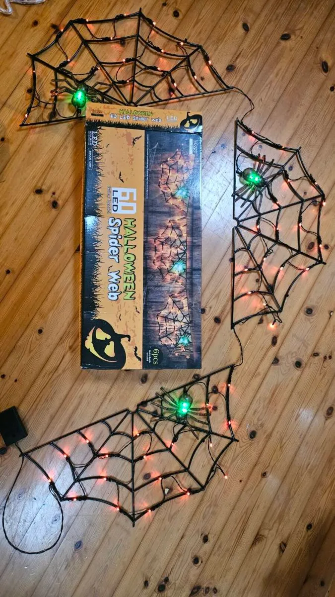 Halloween decorations bundle - Image 2