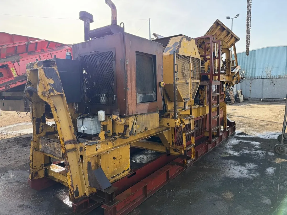 Parker 750 Hooklift Jaw Crusher Year 1997 CAT - Image 4