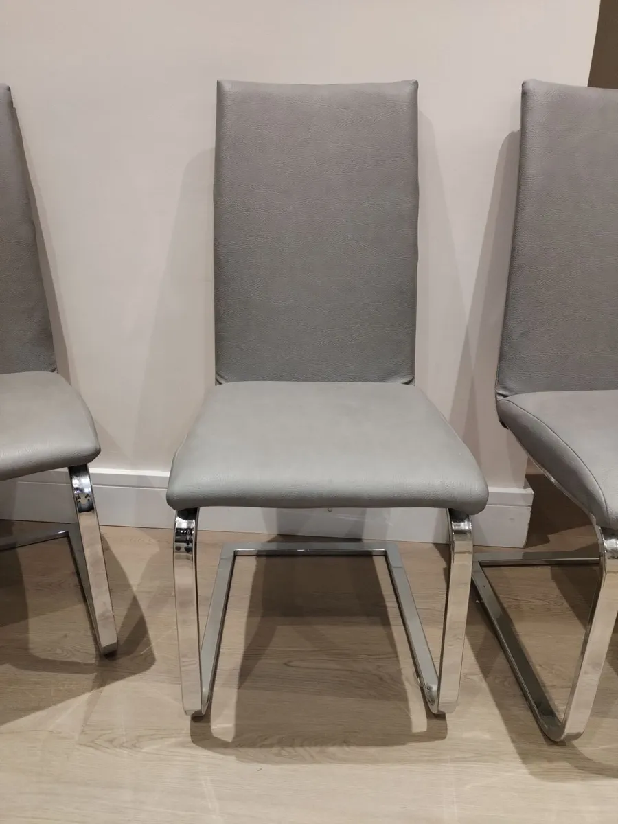 Dining room table chairs - Image 2