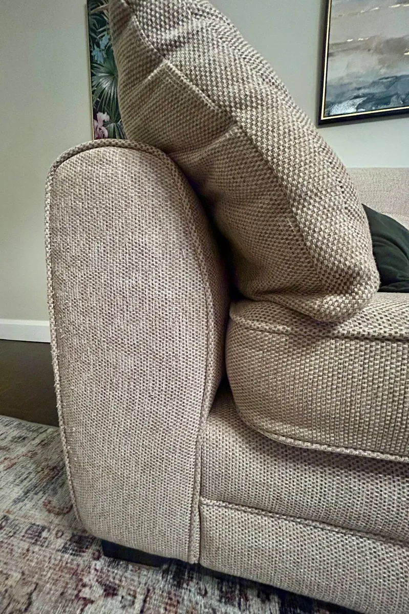 Corner couch and armchair - Image 4