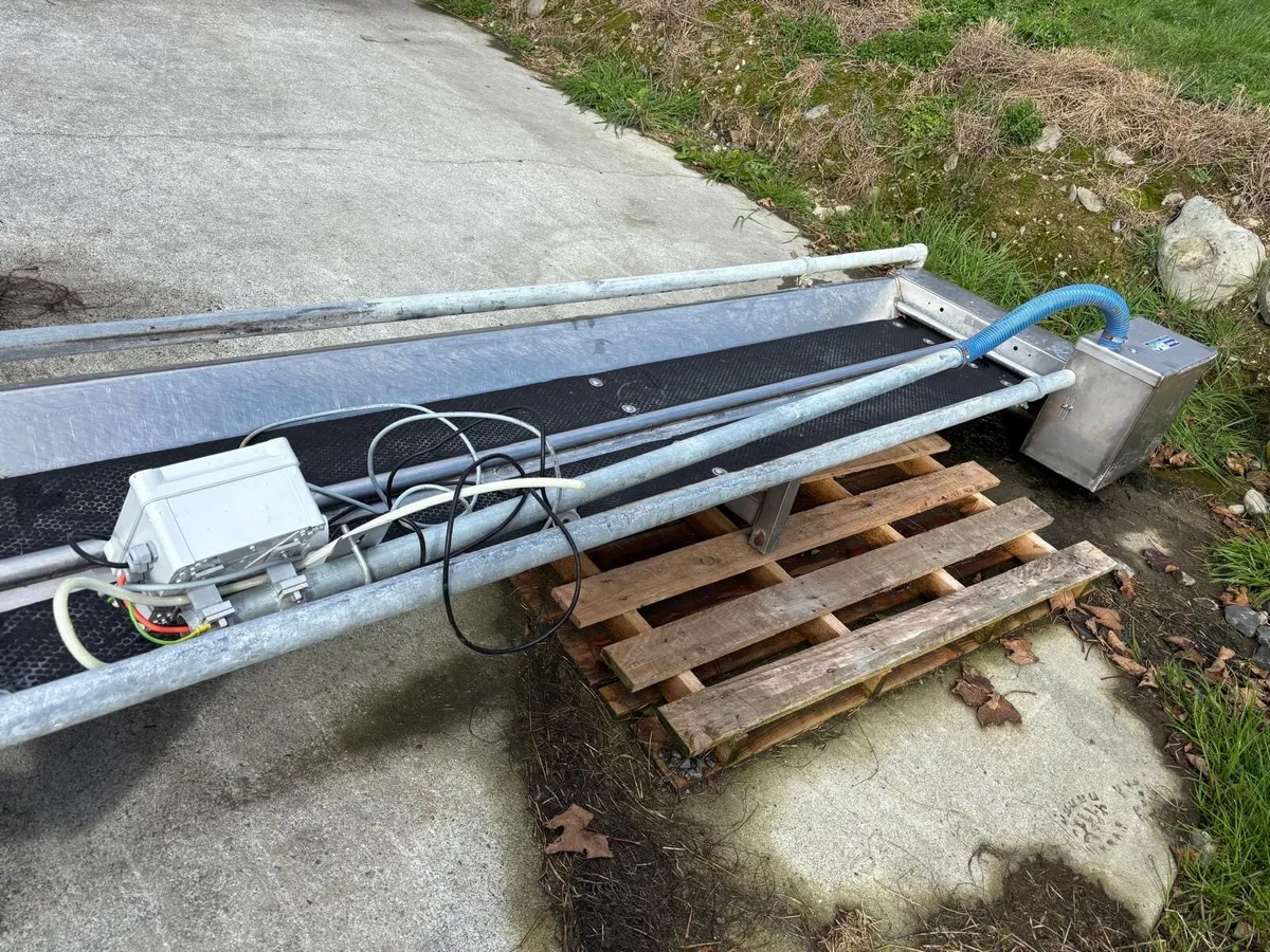 Hydromatic footbath - Image 1