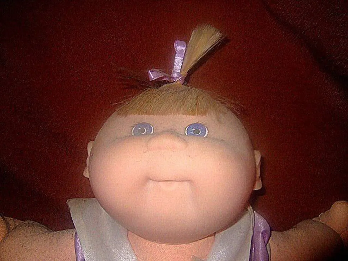 Pristine Vintage Cabbage Patch Kids Doll - Image 4