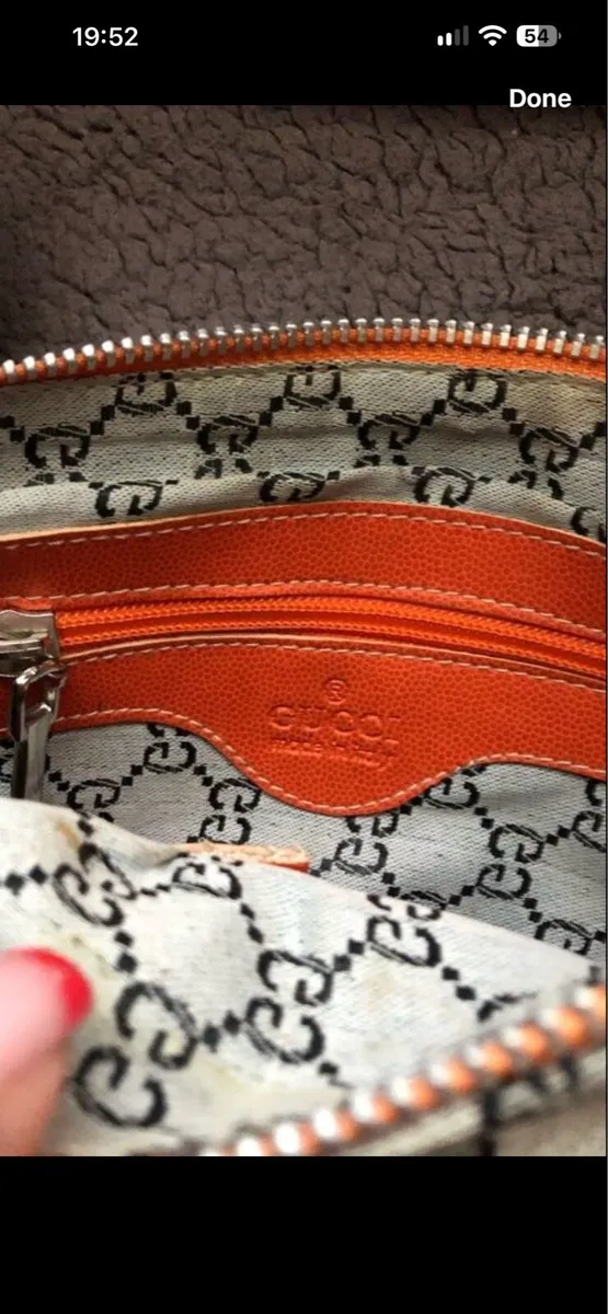 Ladies Gucci bag €30 - Image 4