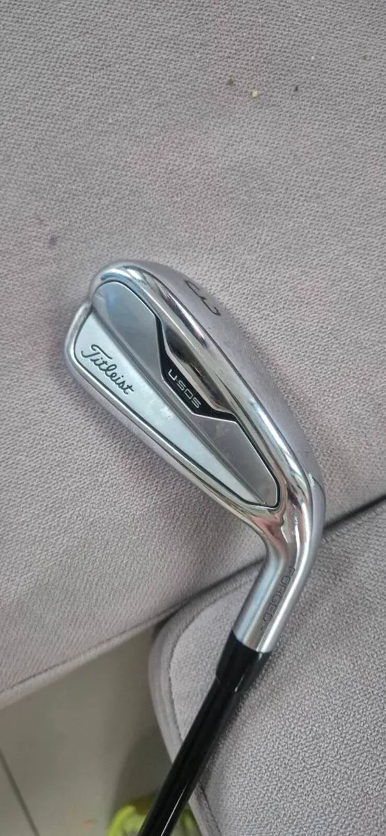 Titleist u505 3 iron driving iron hybrid - Image 1