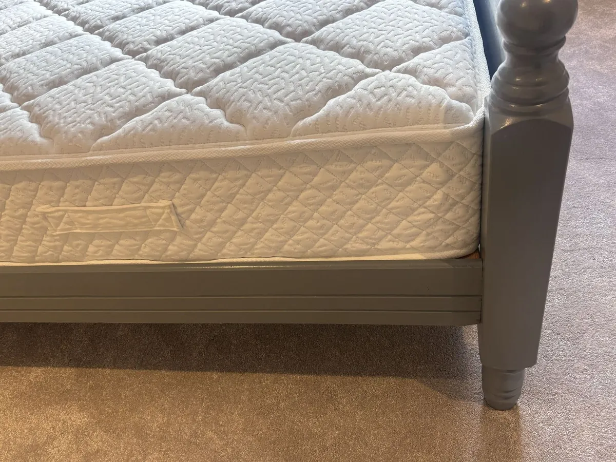 4ft 6in (Two) and 4ft (One) new EZ Living mattress - Image 3