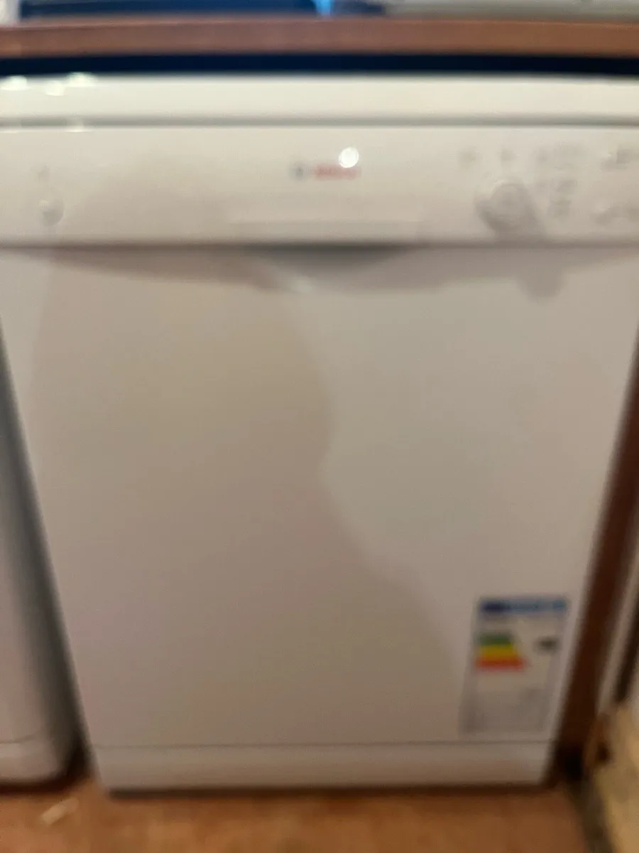 Dishwasher - Image 2