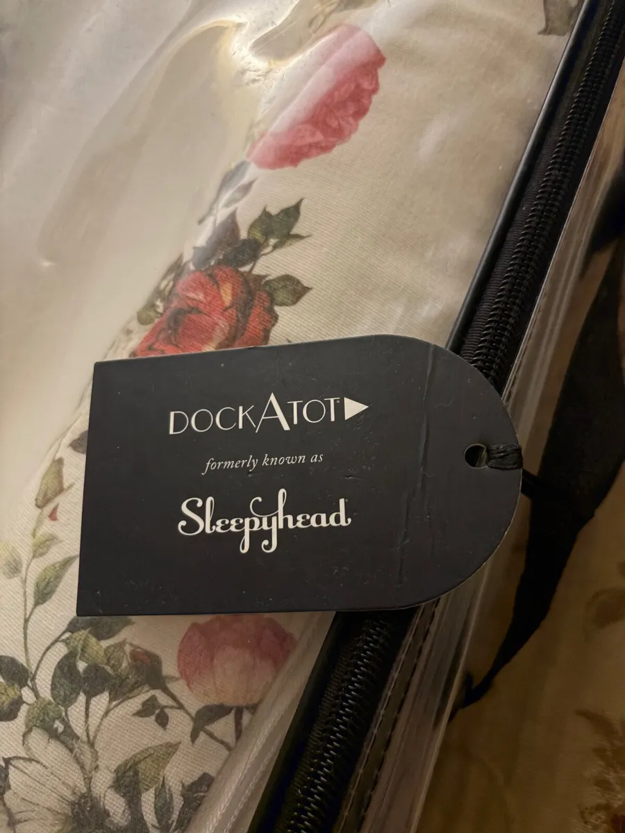 Dockatot sleepyhead
