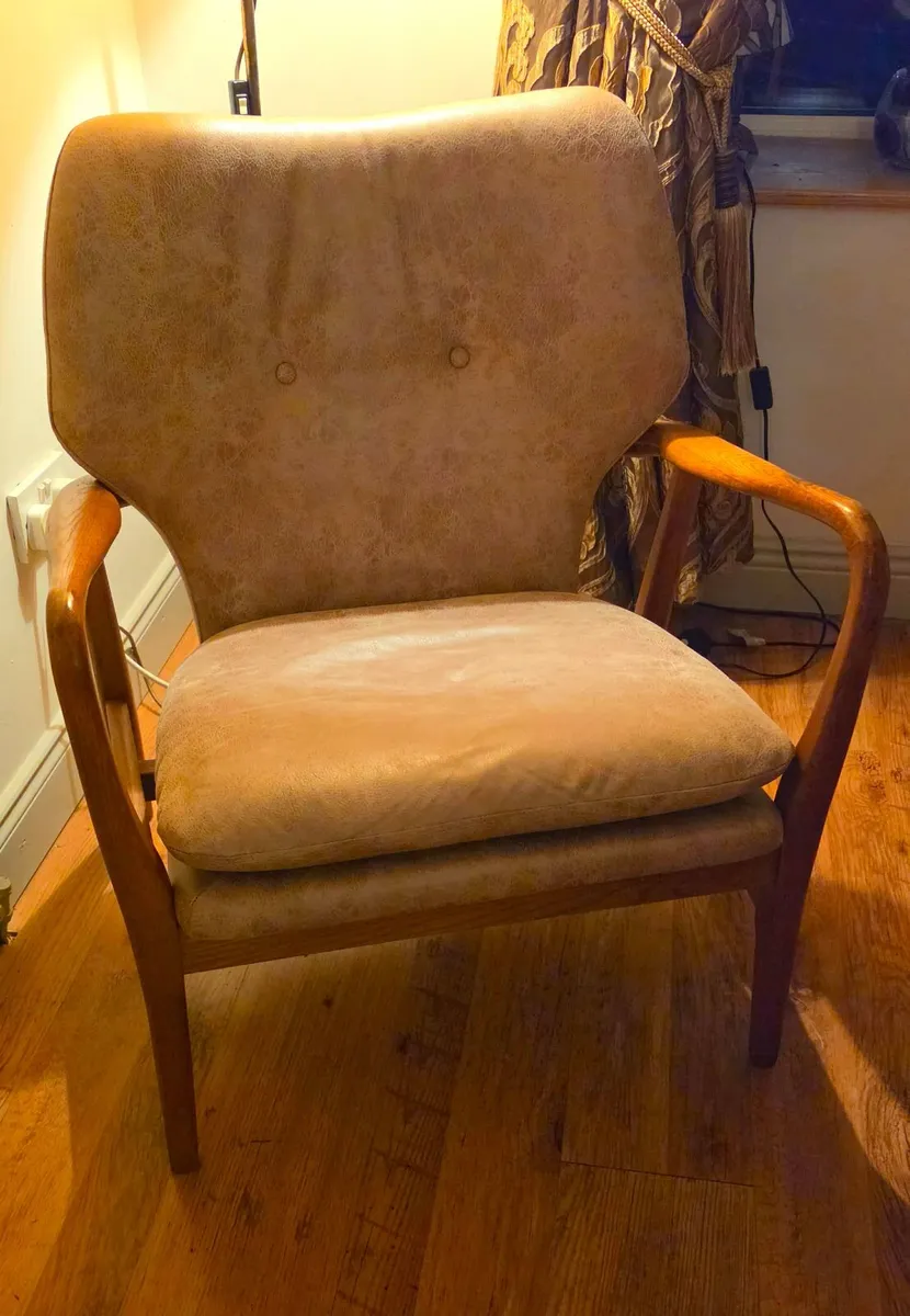 Jensen Armchair