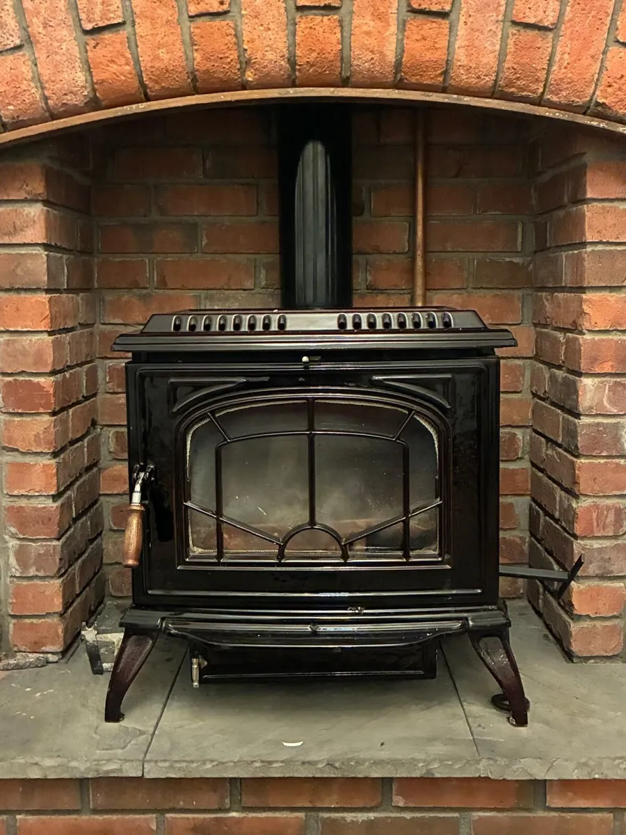 Stanley Ashlyn stove excellent condition - Image 1