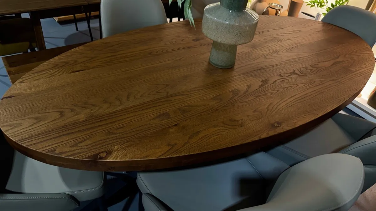 Ez Living 200cm Oval Oak Dining Table Brand New - Image 2