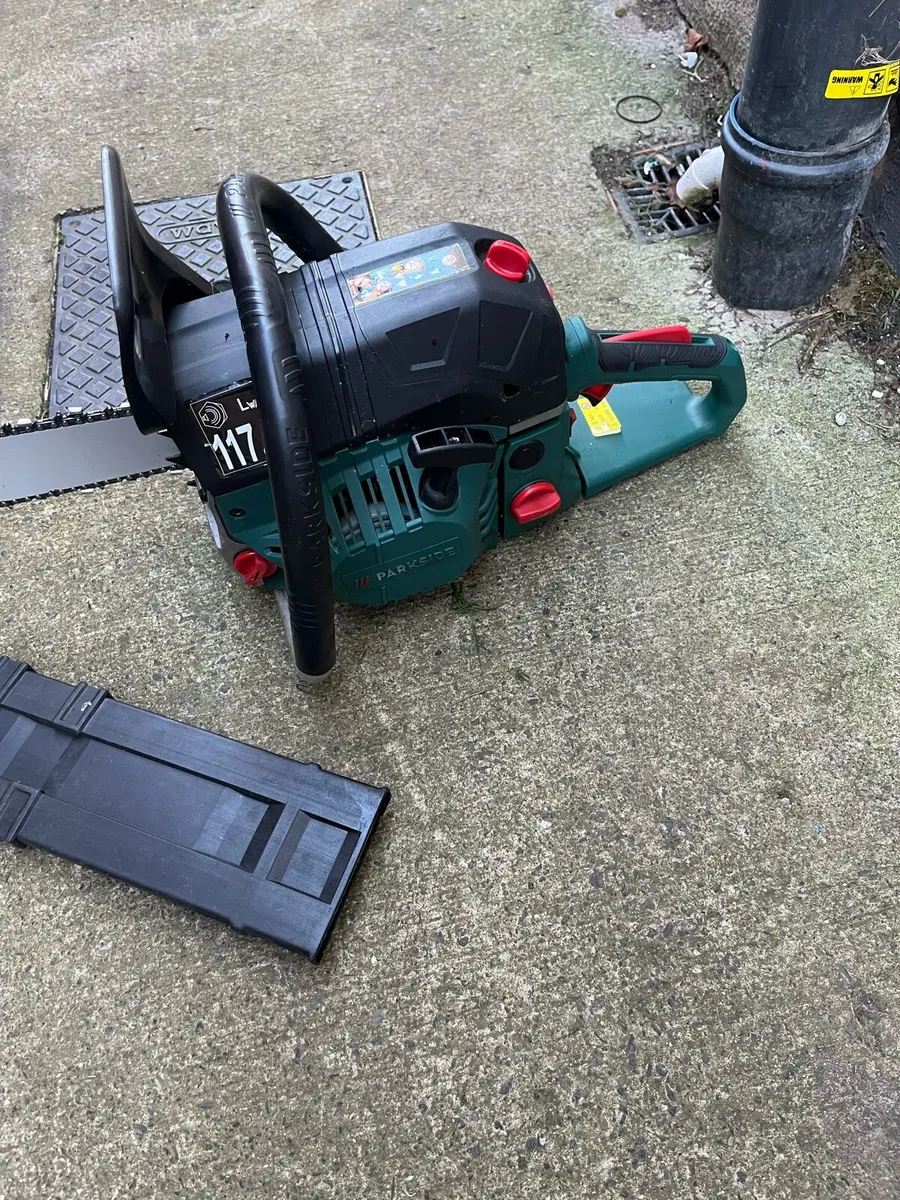 Chainsaw - Image 2