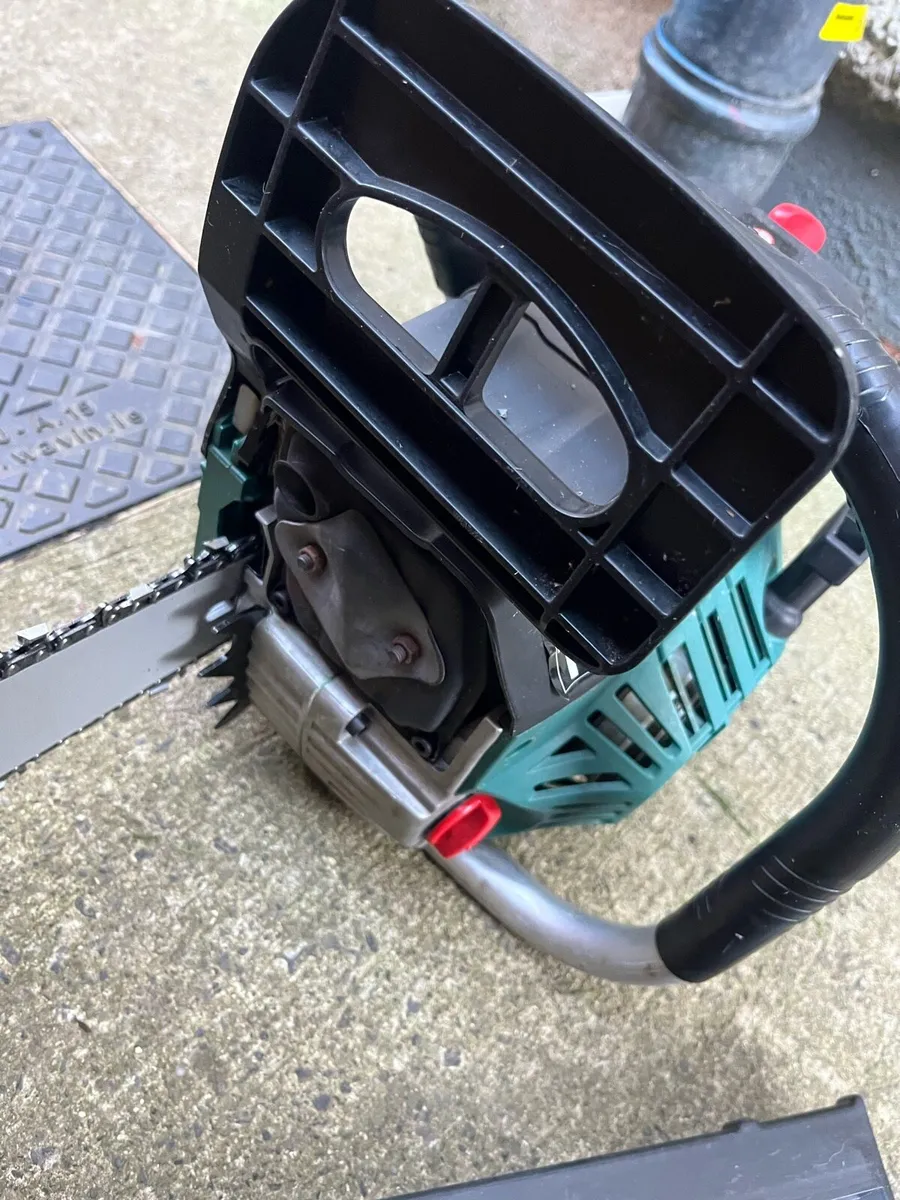 Chainsaw - Image 4