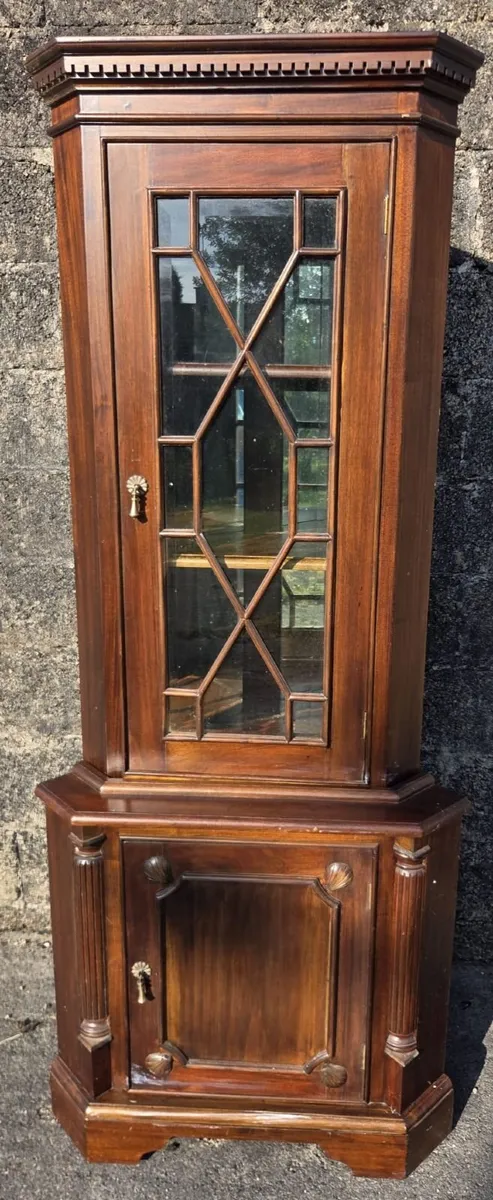 Corner Cabinet