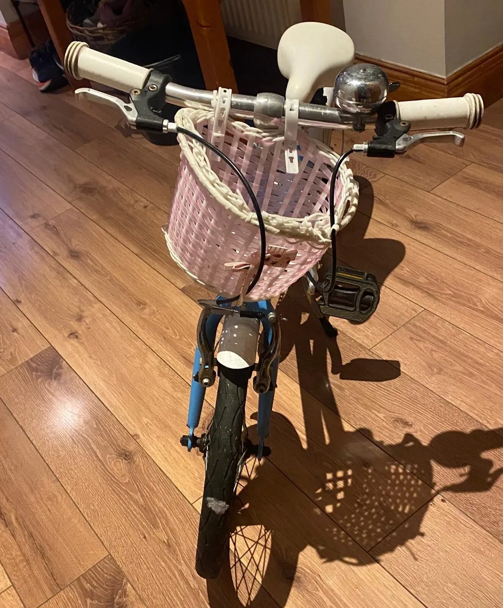 Kids bike - Image 2